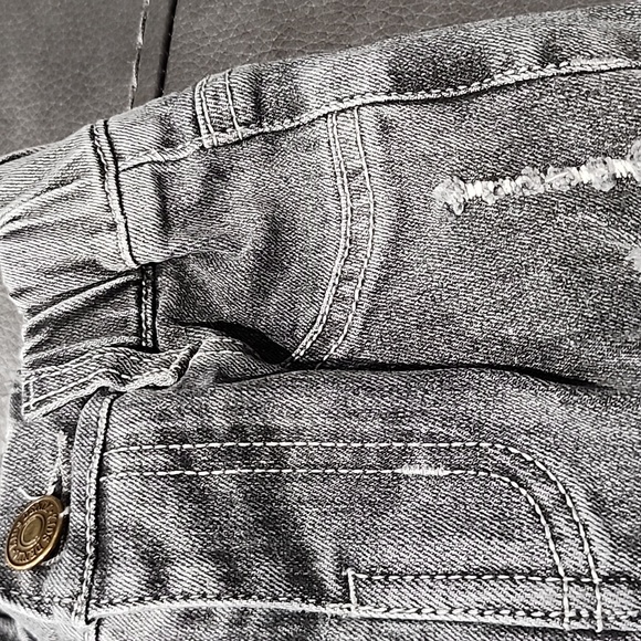 Shein jeans - Picture 4 of 8